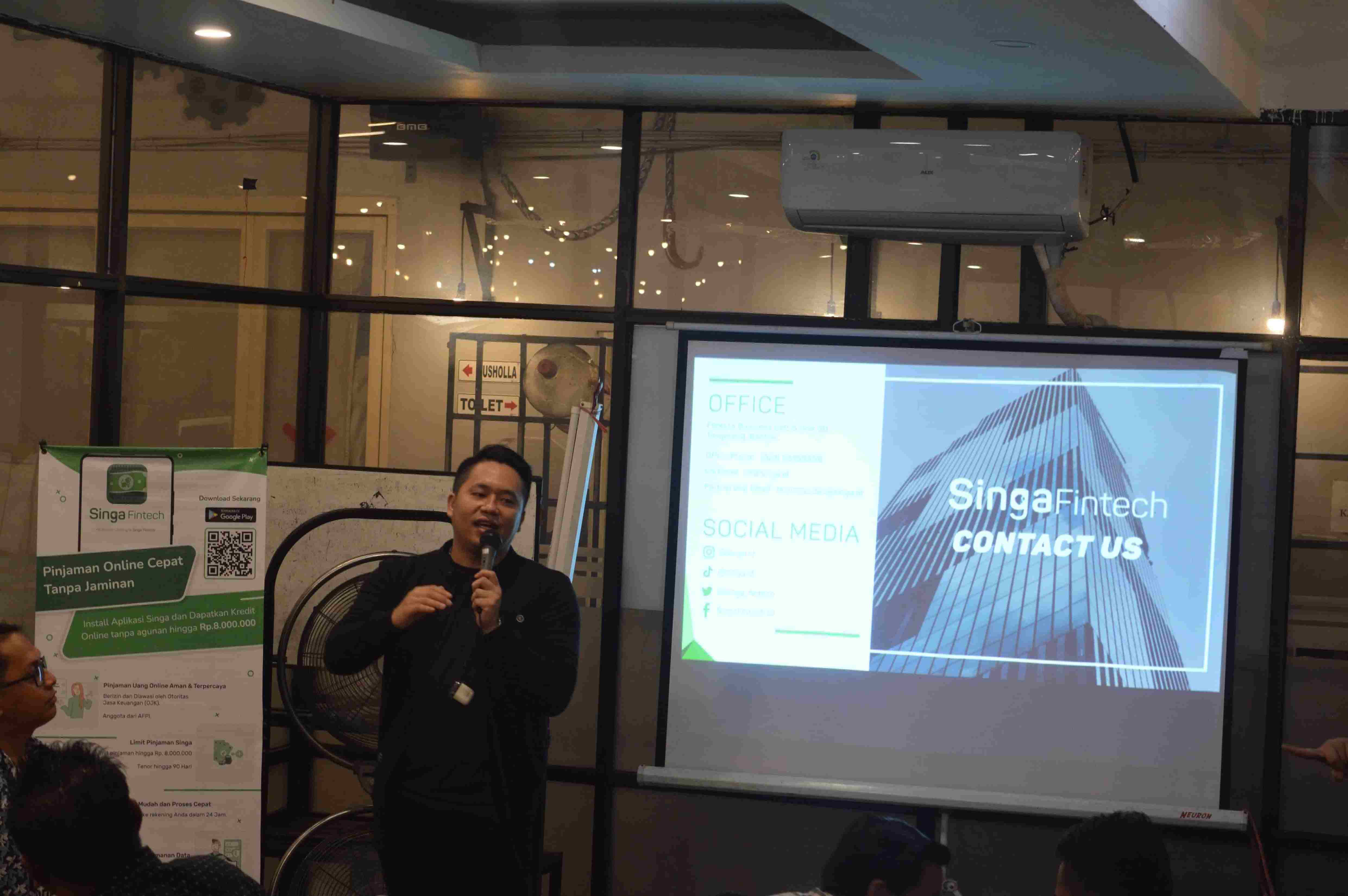 13 Oktober 2023 Cafe Kopi SAE Margorejo Surabaya